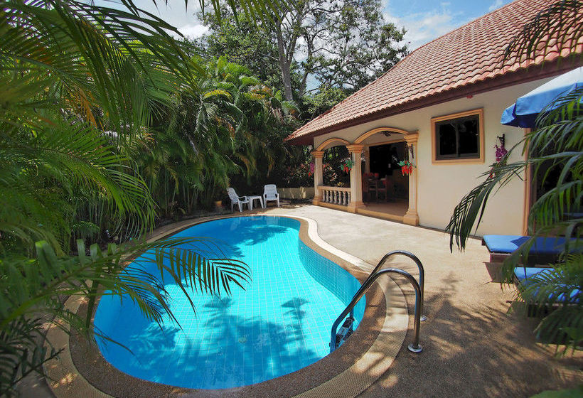 Coconut Paradise Villas 19