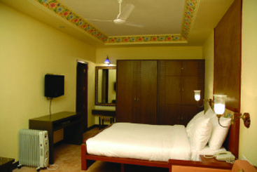 Hotel Club Mahindra Kumbalgarh Fort 4