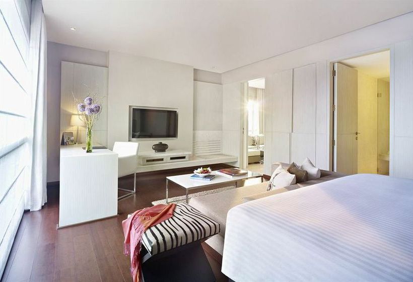 Hotel The Claridges Surajkund 15