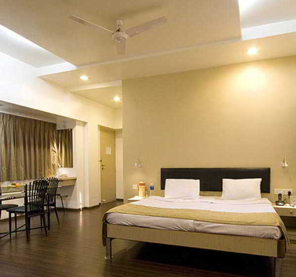 Hotel Sapna Executive 13