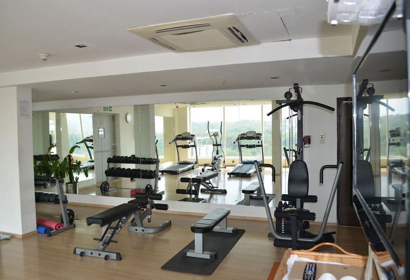 Hotel The Peerless Inn Hyderabad 2