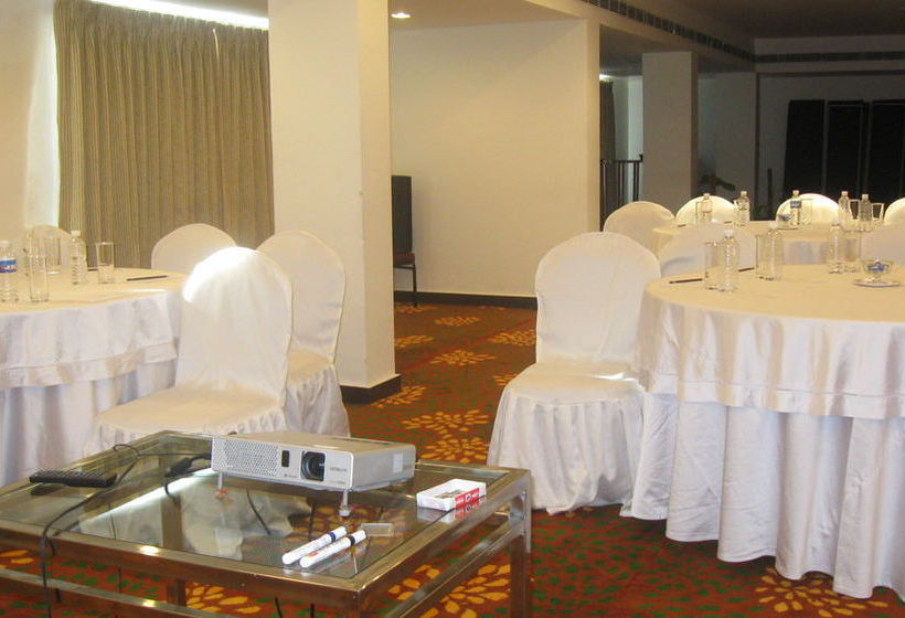 Hotel The Peerless Inn Hyderabad 3