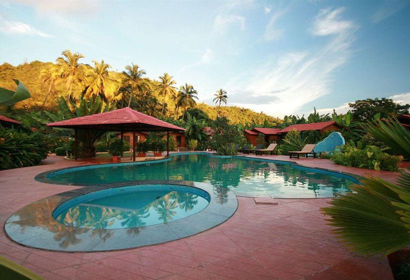 The Fern Gardenia Resort 8