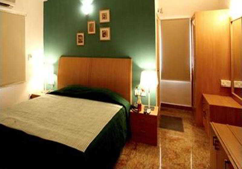 Hotel Mandava Suites Hyderabad Andhra Pradesh