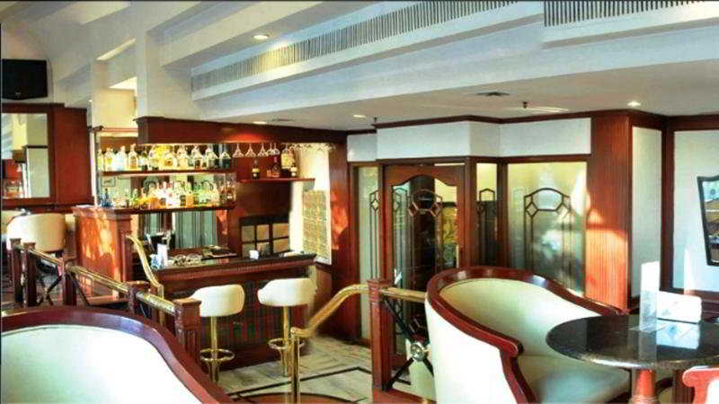 Hotel The Central Court 11