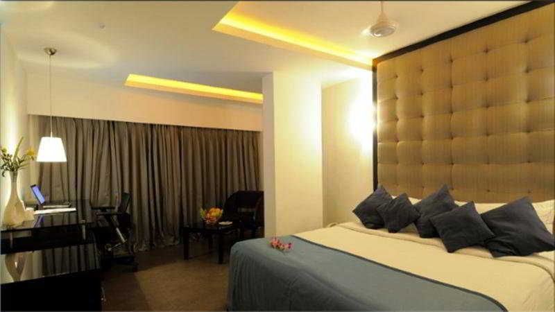 Hotel The Central Court 14