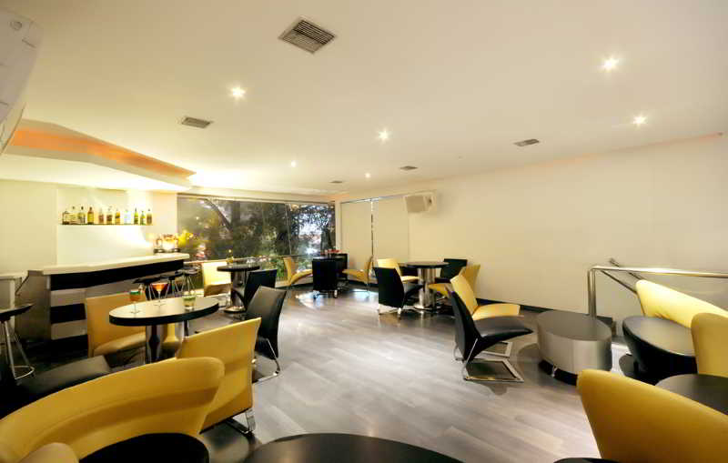 Hotel The Central Court 20