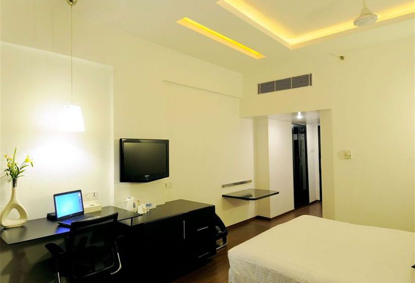 Hotel The Central Court 4