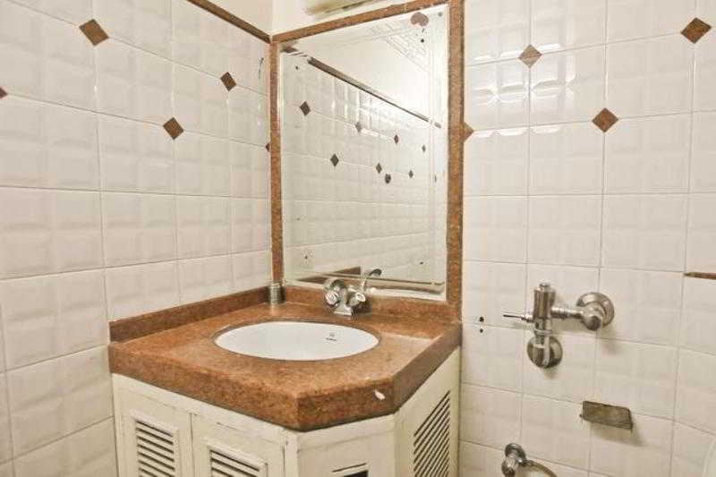 Hotel Mandakini Kanpur 4