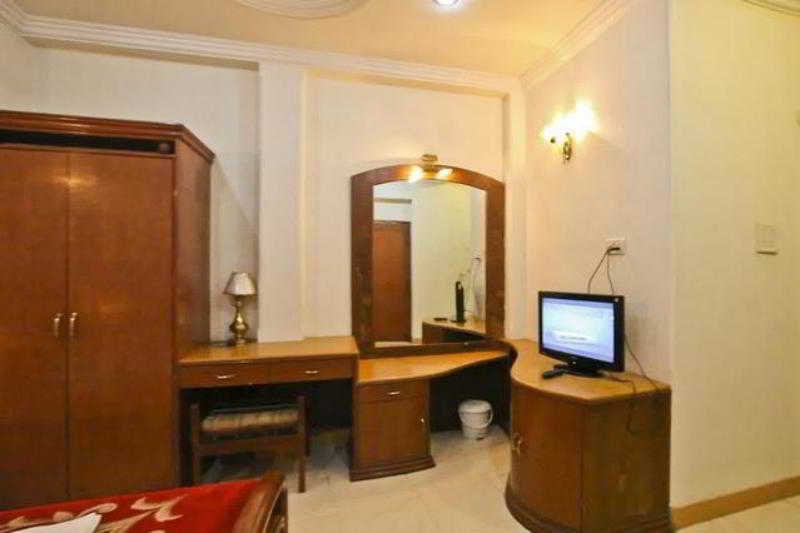 Hotel Mandakini Kanpur 8