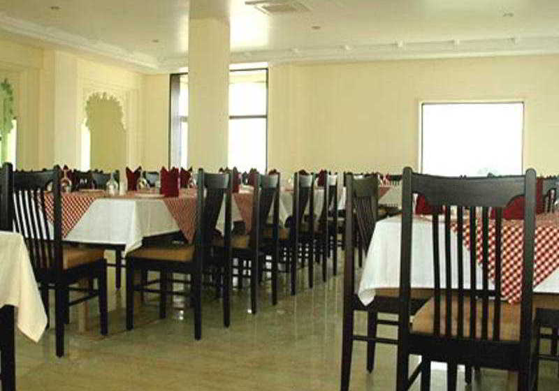 Hotel Lake Palace Nahargarh 4