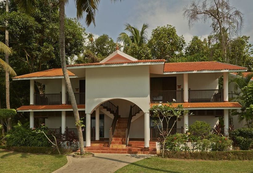 Hotel Club Mahindra Ashtamudi 6