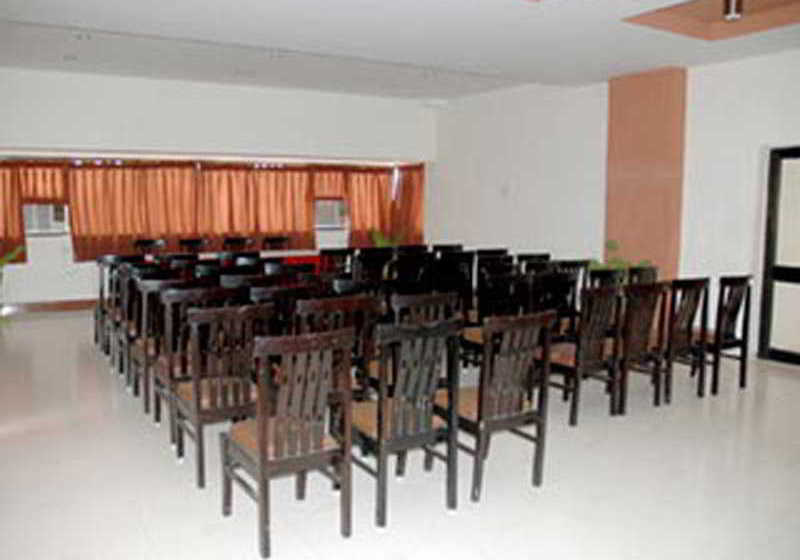 Hotel Savshanti Towers 1