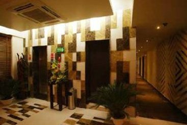 The Grand Hotel Bizzotel 2