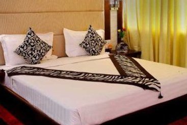 The Grand Hotel Bizzotel 4