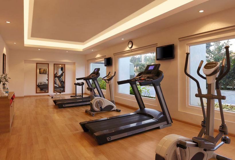 Red Fox Hotel Hyderabad 6