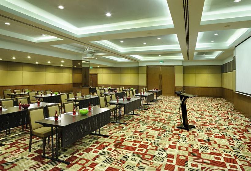 Doubletree By Hilton Hotel Gurgaon 13