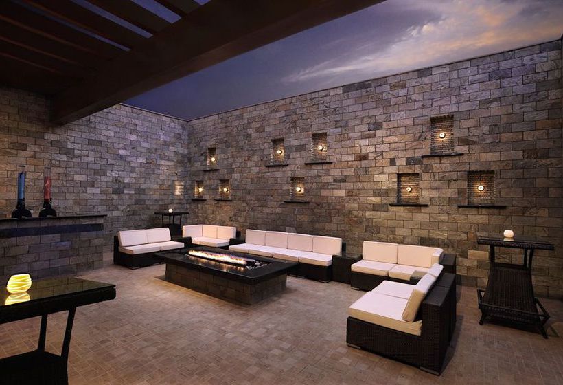 Doubletree By Hilton Hotel Gurgaon 16