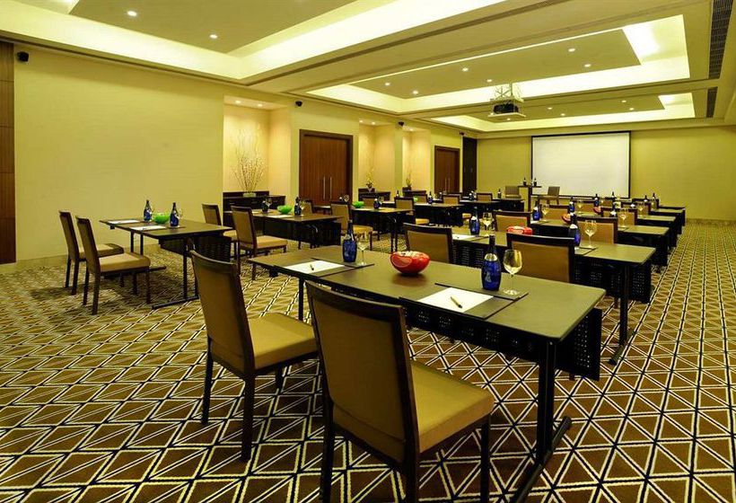 Doubletree By Hilton Hotel Gurgaon 5