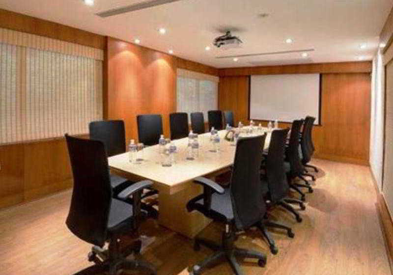 Hotel Halcyon Condominiums 18