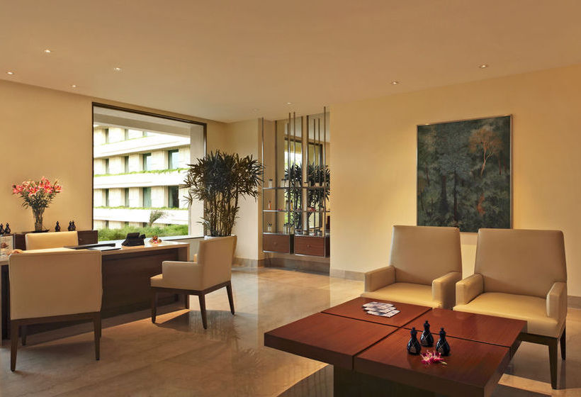 Hotel The Oberoi Gurgaon 12