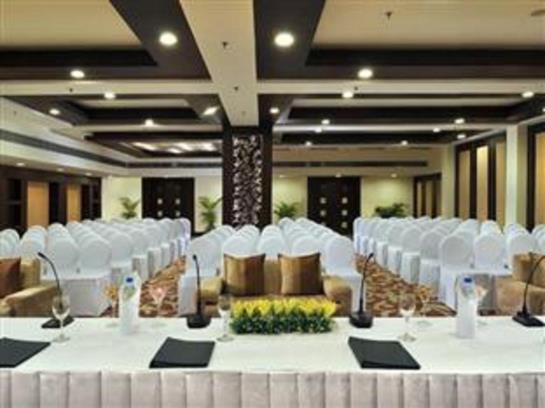 Hotel Country Inn & Suites By Carlson Gurgaon Sector 12 14