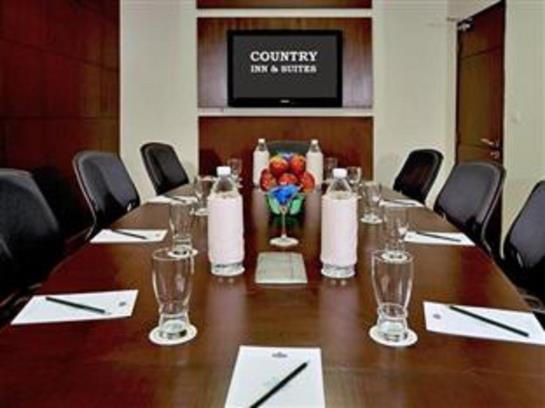 Hotel Country Inn & Suites By Carlson Gurgaon Sector 12 16