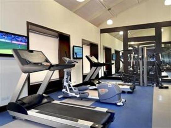 Hotel Country Inn & Suites By Carlson Gurgaon Sector 12 4