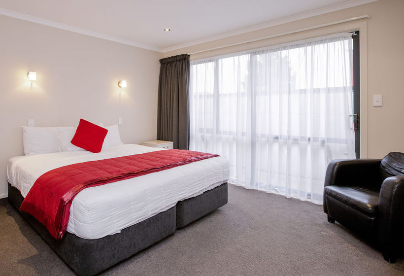 Motel Comfort Inn Kauri Court 12