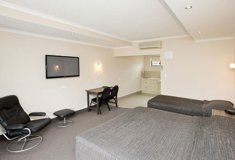 Motel Comfort Inn Kauri Court 5