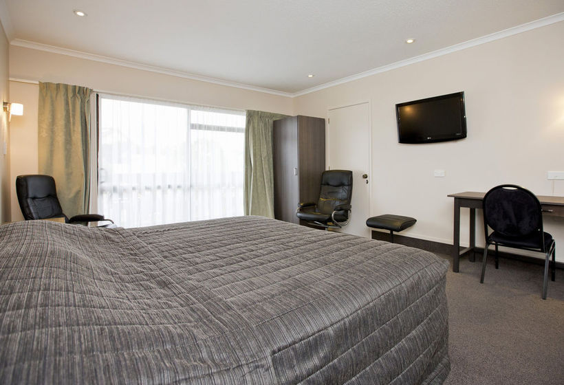 Motel Comfort Inn Kauri Court 6
