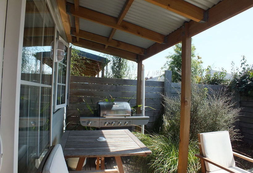 Cranford Cottages And Motel 17