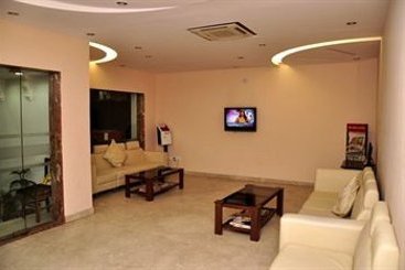 Hotel Apra International 1