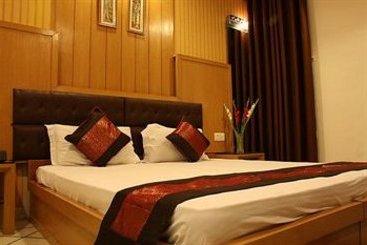 Hotel Apra International 13