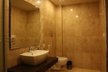 Hotel Apra International 16