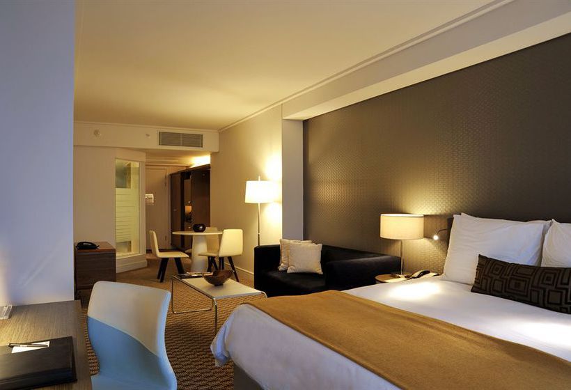 Radisson Blu Gautrain Hotel 15