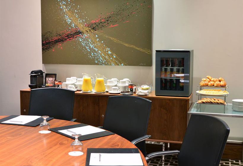 Radisson Blu Gautrain Hotel 18