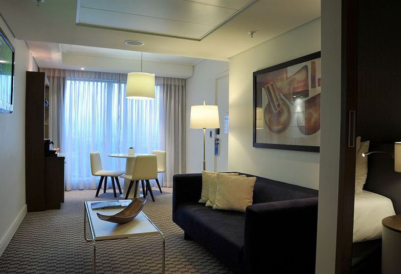 Radisson Blu Gautrain Hotel 3
