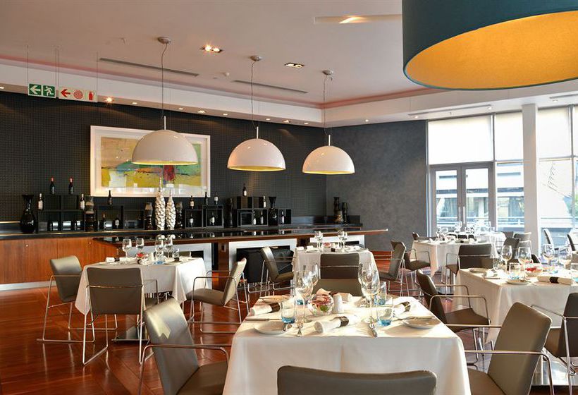 Radisson Blu Gautrain Hotel 6