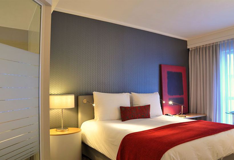 Radisson Blu Gautrain Hotel 7