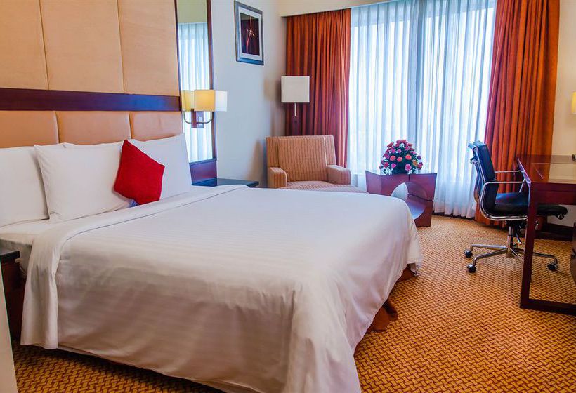 Hotel Courtyard By Marriott Ahemdabad 13