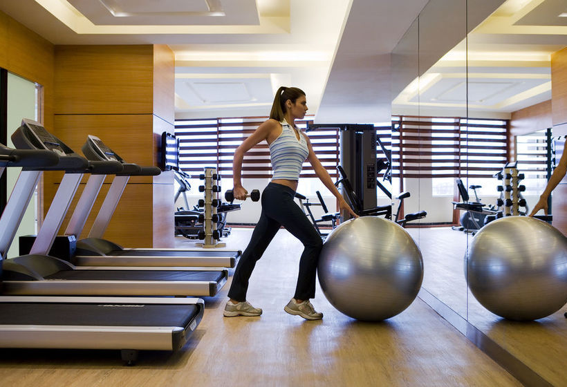 Hotel Courtyard By Marriott Ahemdabad 20