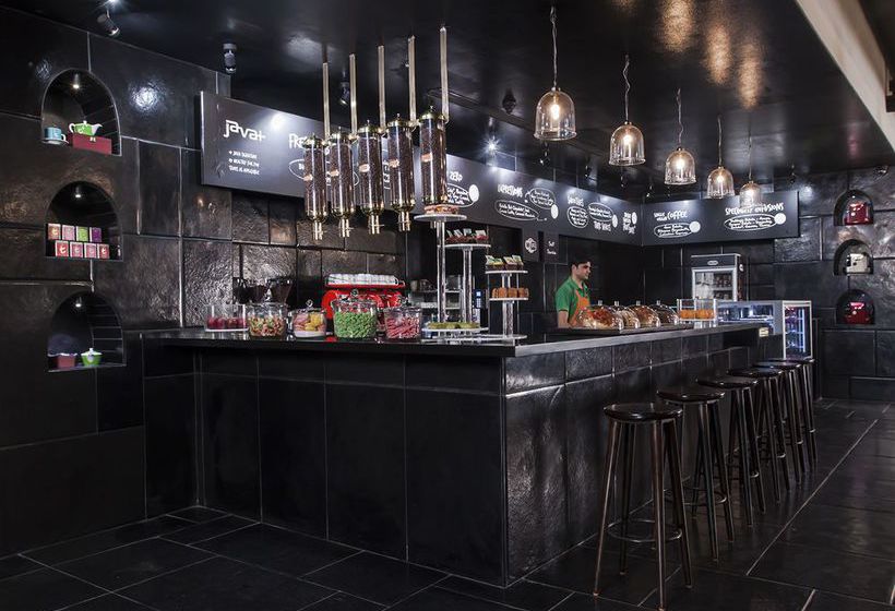 Hotel Courtyard By Marriott Ahemdabad 6