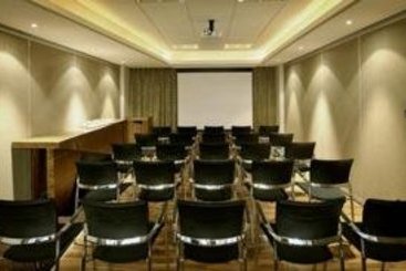 Hotel Coral International Cape Town 1