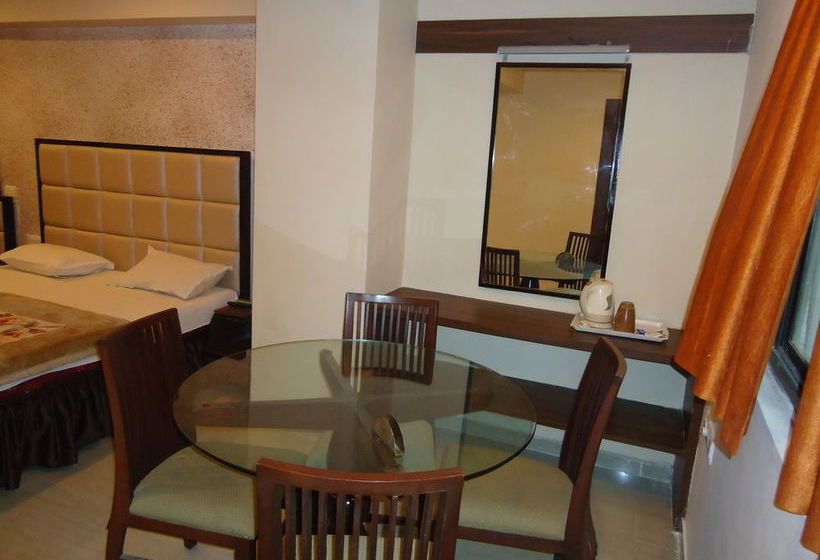 Maan Residency Hotel 8