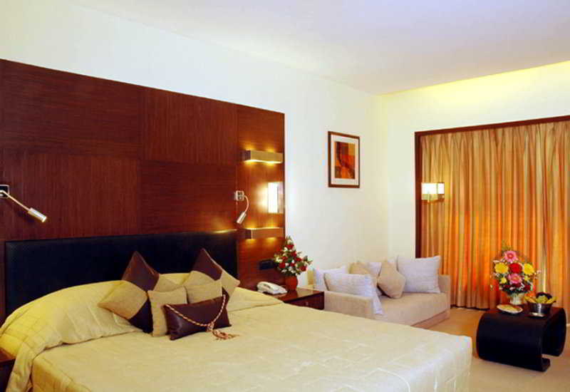 The Metropole Hotel 14