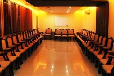 Hotel Neelkanth Paradise 1