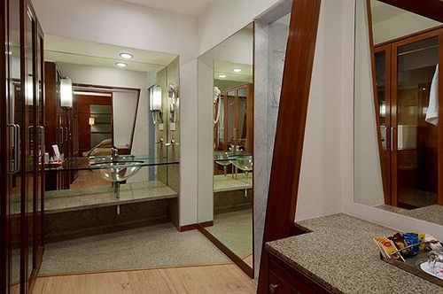 Hotel The Grand Bhagwati 16