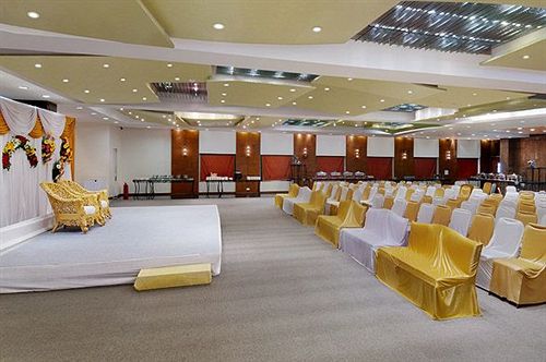 Hotel The Grand Bhagwati 20