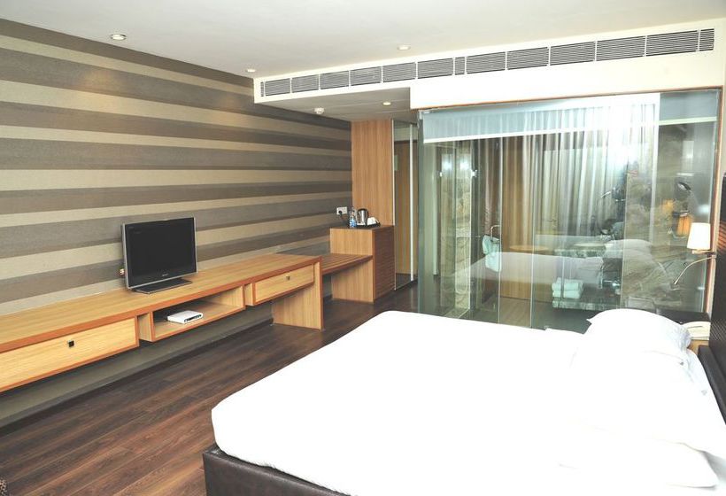 Hotel The Grand Bhagwati 6